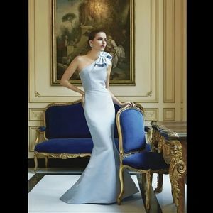 Alexia Maria Silk Faille One-Shoulder Gown Size US 4 $1350